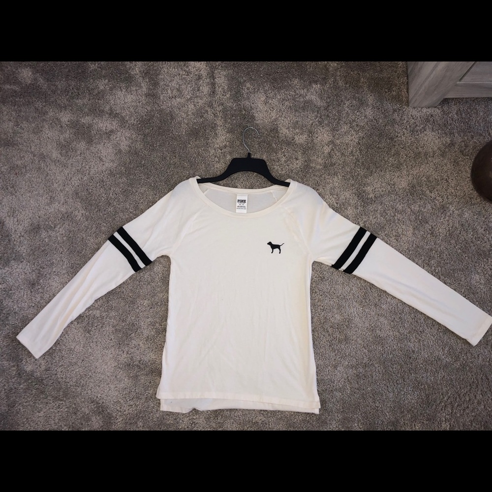 Long sleeve campus tee